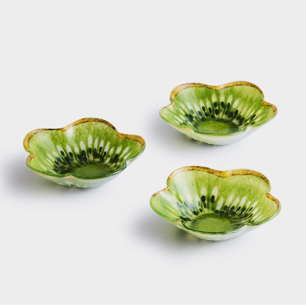 Red Butler Designer condiments Green Kiwi-Heart Shaped Bowl